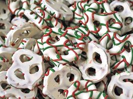 Zachary Christmas Drizzled Yogurt Pretzels 1lb